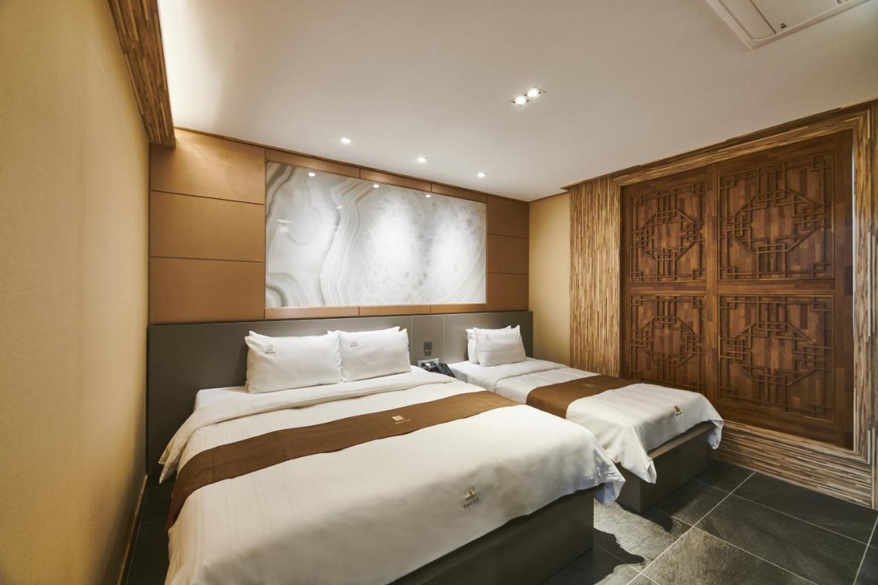 Aura Hotel Ansan Exteriér fotografie
